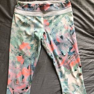 Lululemon crop tights 8